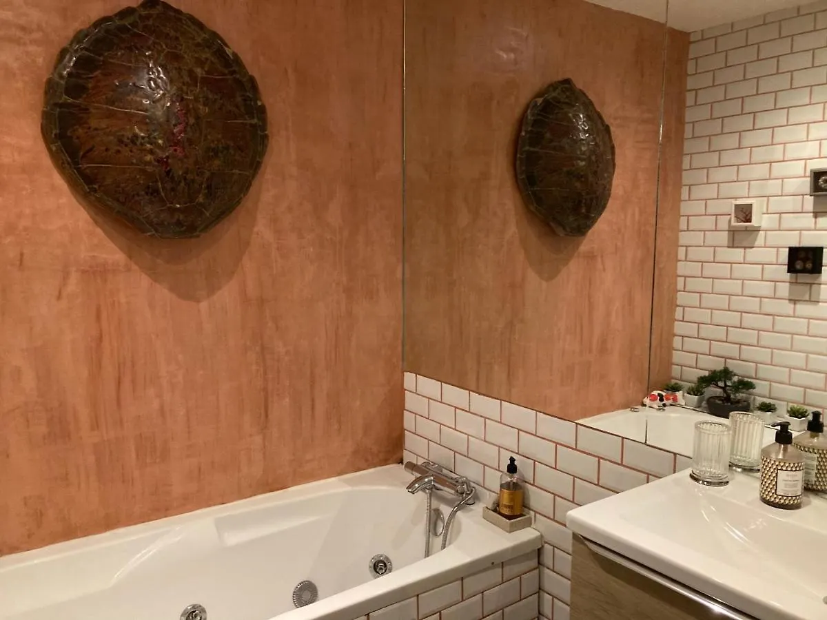 Karouba.31 Apartment Avignon France